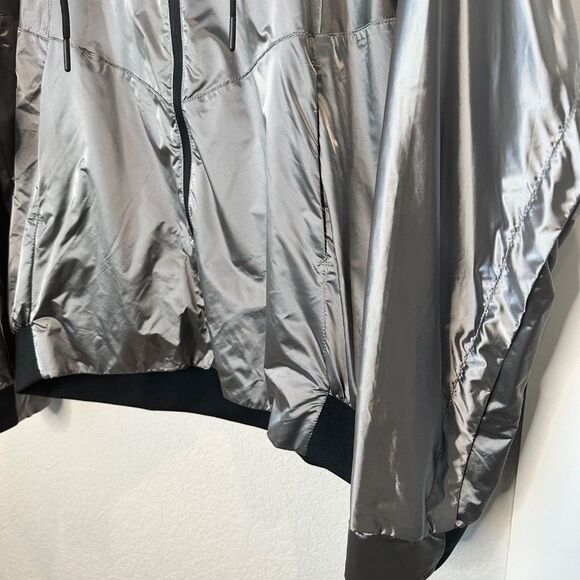 NWT Zyia Metallic Silver Nylon Full Zip Lined Hooded Jacket - Size XXL - Picture 2 of 8